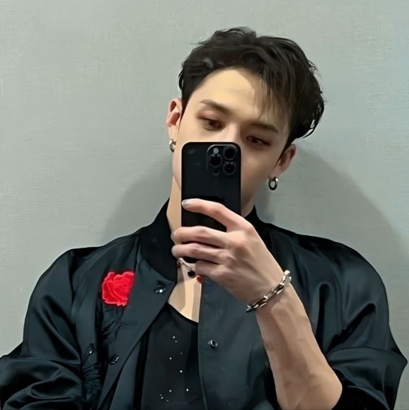 Meet your Posher, Mckenzie - Picture 1 of 1